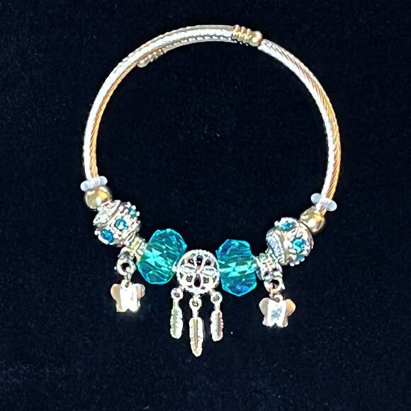 Fashion Jewelry Bangle Dream Catcher Bangle Bracelet in Silver and Blue - Picture 2 of 5